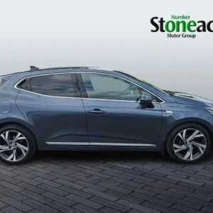 2022 Renault Clio RS Line TCe 90 MY21.5 HATCHBACK Petrol Manual - Image 2
