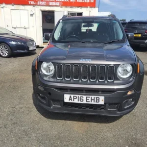 2016 Jeep Renegade 1.4 Multiair Longitude 5dr ESTATE Petrol Manual - Image 2