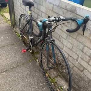 Btwin Triban 500 Size 54 Road Bike – Ready for a New Home 🚴‍♂️ - Image 8
