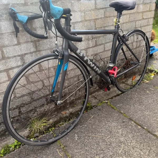 Btwin Triban 500 Size 54 Road Bike – Ready for a New Home 🚴‍♂️