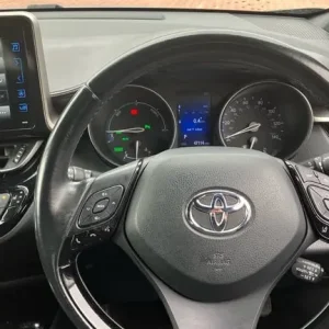 2018 Toyota C-HR 1.8 Hybrid Dynamic 5dr CVT Hybrid Hatchback Hatchback Hybrid Automatic - Image 8