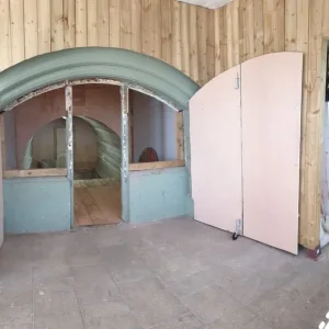 Artist studio / retail gallery - Image 3