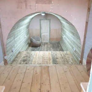 Artist studio / retail gallery - Image 5