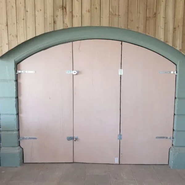 Artist studio / retail gallery