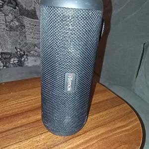 Rienok bluetooth speaker