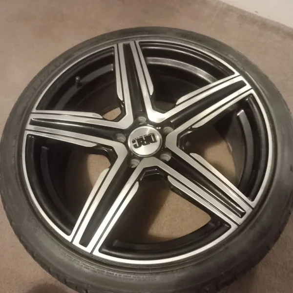 DCM 18INCH ALLOYS AND TYRES