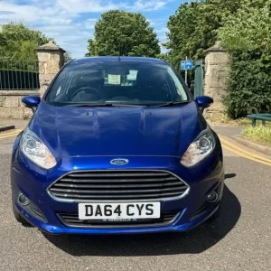 2014 Ford Fiesta 1.25 Zetec Euro 5 5dr HATCHBACK Petrol Manual - Image 2