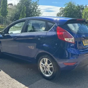 2014 Ford Fiesta 1.25 Zetec Euro 5 5dr HATCHBACK Petrol Manual - Image 5