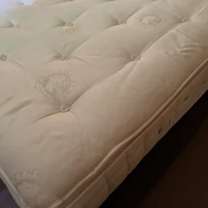 Super King divan set with headboard - Image 7