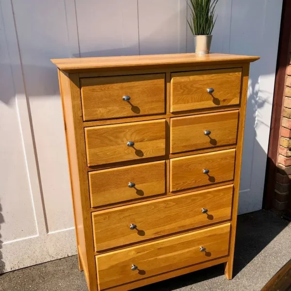 Solid Oak Chest of Drawers 8