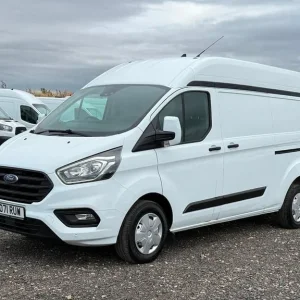 2021 Ford Transit Custom 2.0 300 EcoBlue Trend Panel Van 5dr Diesel Manual L2 H2 Euro 6 (s/s) (10... - Image 3