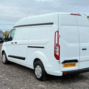 2021 Ford Transit Custom 2.0 300 EcoBlue Trend Panel Van 5dr Diesel Manual L2 H2 Euro 6 (s/s) (10... - Image 6