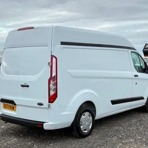 2021 Ford Transit Custom 2.0 300 EcoBlue Trend Panel Van 5dr Diesel Manual L2 H2 Euro 6 (s/s) (10... - Image 8