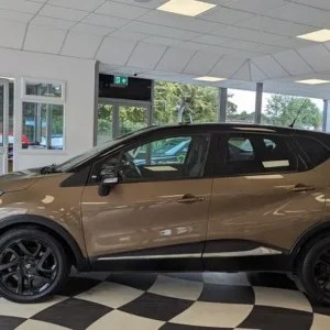 2016 Renault Captur 1.5 dCi 110 Iconic Nav 5dr MANUAL DIESEL 62000 MILES HATCHBACK Diesel Manual - Image 4