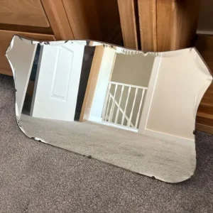 Beautiful Vintage Mirror - Image 2