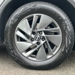 2022 Nissan Qashqai 1.3 DiG-T MH 158 Acenta Premium 5dr Xtronic Petrol Hatchback Hatchback Petrol... - Image 7