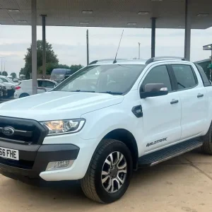 2017 Ford Ranger 3.2 TDCi Wildtrak Pickup Double Cab 4dr Diesel Auto 4WD Euro 5 (200 ps) Pick Up ...