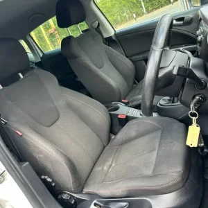 Seat, LEON, Hatchback, 2012, Manual, 1968 (cc), 5 doors - Image 6