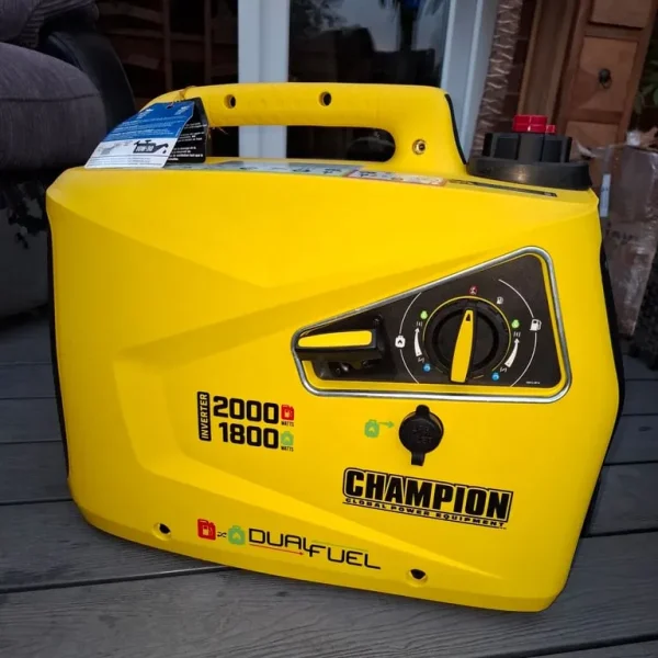 Champion 2000W Dual Fuel Inverter Generator (Petrol & LPG)