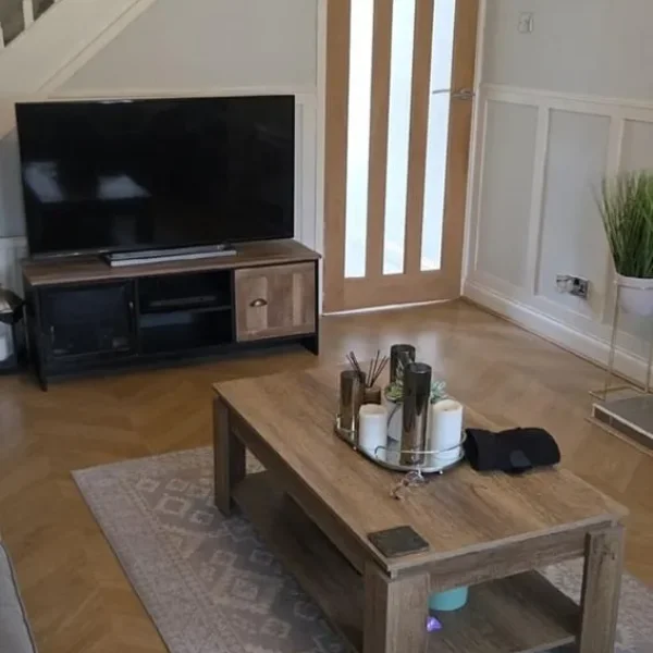 2 bedroom house for sale