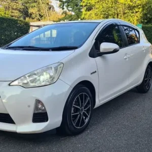 2014 TOYOTA AQUA 1.5 HYBRID AUTOMATIC not PRIUS YARIS MICRA HONDA JAZZ - Image 7