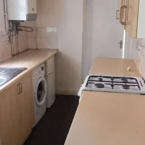 **AVAILABLE**2 BEDROOM PROPERTIES**STOKE-ON-TRENT** - Image 4