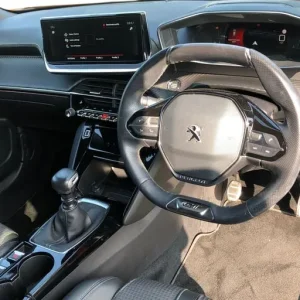 2021 Peugeot 2008 1.2 PureTech 130 GT 5dr Hatchback PETROL Manual - Image 3