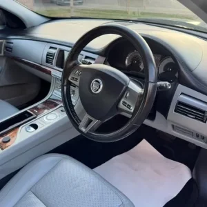 2008 Jaguar XF 3.0i Premium – Smooth, Stylish, Long MOT Until 2026 - Image 7