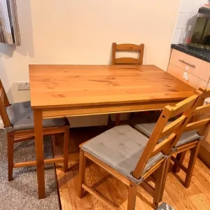Dining table with 4 chairs - Image 3