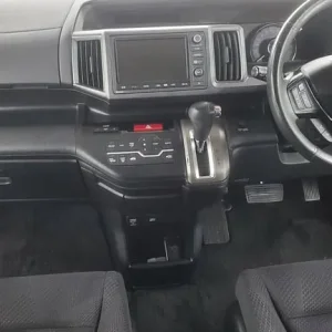 Reserved deposit received!!!honda stepwagon spada 2.0 - japanese import - Image 4