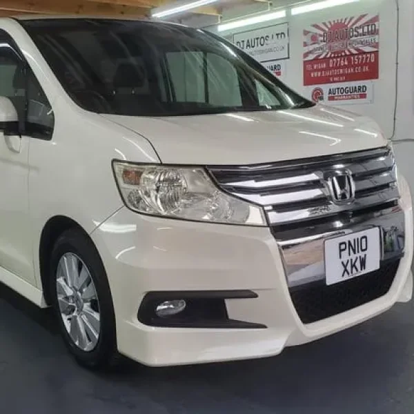 Reserved deposit received!!!honda stepwagon spada 2.0 - japanese import