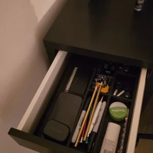 Ikea Micke Desk 105x50 RRP £75 - Image 8