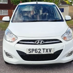 2012 Hyundai i10 1.2 Active 5dr HATCHBACK PETROL Manual - Image 2