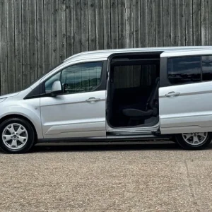 2017 Ford Grand Tourneo Connect 1.5 TDCi 120 Titanium 5dr MPV Diesel Manual - Image 4