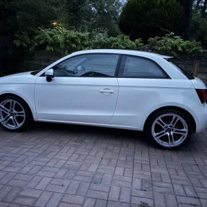 Audi A1 Hatchback 2011 Manual 3 Doors - Image 3