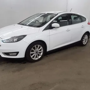2018 Ford Focus 1.0T EcoBoost Titanium Hatchback 5dr Petrol Manual Euro 6 (s/s) (125 ps) Hatchbac... - Image 3