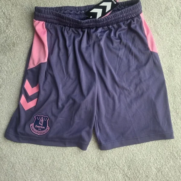 Everton away shorts 21/22 season size small