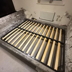 King size tv bed - Image 5