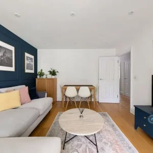 2 bedroom flat in Glenhurst Road, London, N12 (2 bed) (#2582099) - Image 5