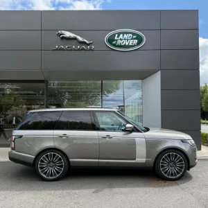 2021 Land Rover Range Rover 3.0 D300 Estate Diesel Auto 4x4 - Image 2