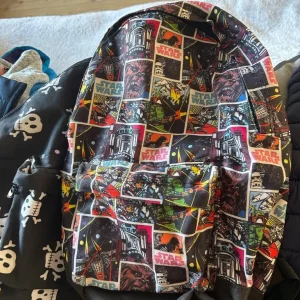 Kids backpack x2 - Image 2