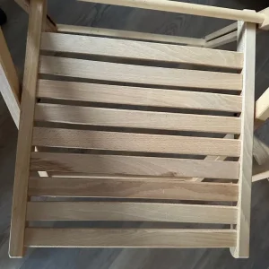 SOLD 2 wooden folding chairs and wooden folding table compact - Image 5