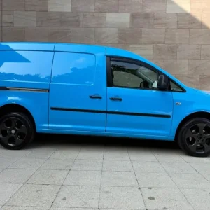 2014 Volkswagen Caddy Maxi 1.6 TDI Panel Van - Image 3