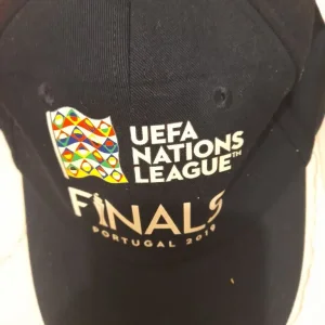 Job lot of football caps - Image 4