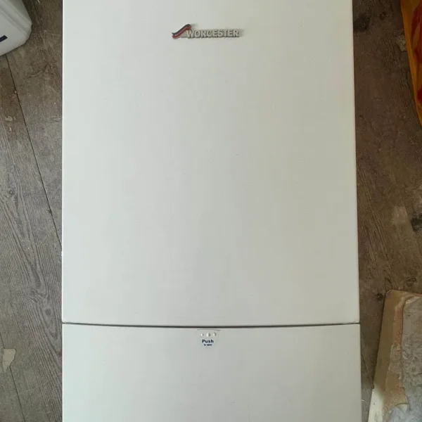 Worcester Greenstar 28i Junior Combi boiler.