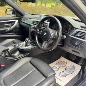 2019 BMW 3 Series 320i M Sport Shadow Edition 5-door Estate - Image 2