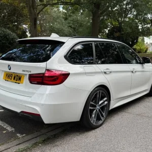2019 BMW 3 Series 320i M Sport Shadow Edition 5-door Estate - Image 5