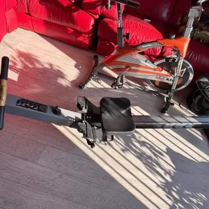 Rowing Machine, great condition - Image 5