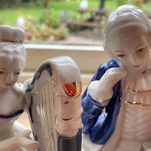 3 fine china figures, see photos - Image 7