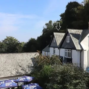 2 bedroom house in The Square, Clovelly, Bideford, EX39 (2 bed) (#2583255) - Image 2